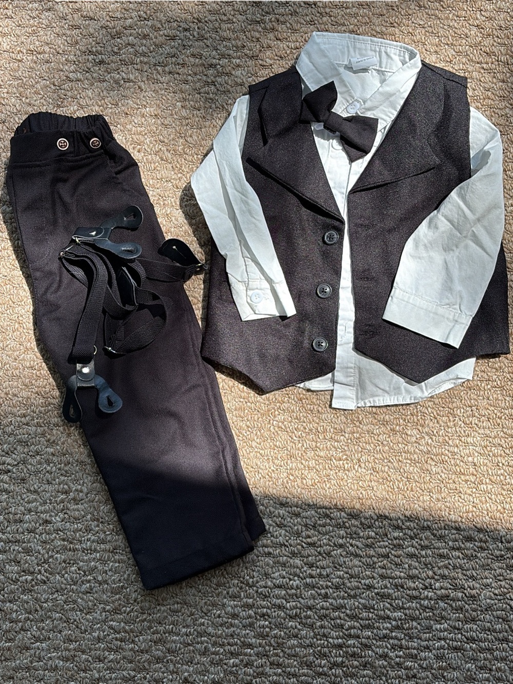Boys 2T Black & White Dress Vest Set with Bow Tie